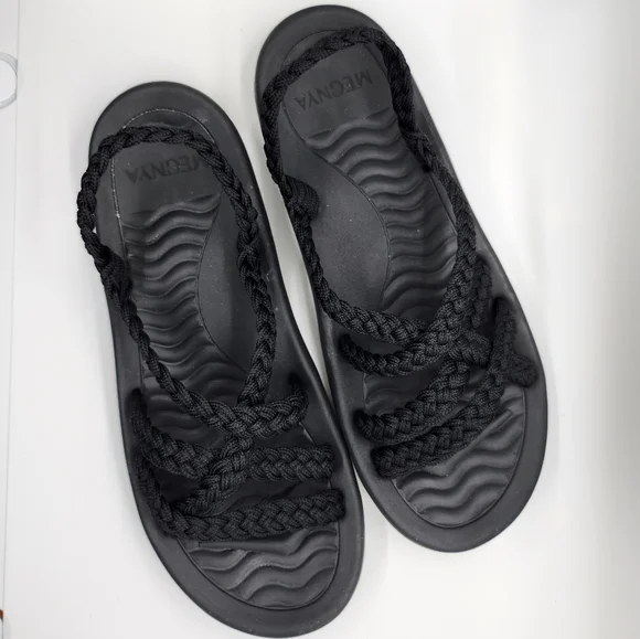 NWT Megnya Black Sandal New - Picture 3 of 6